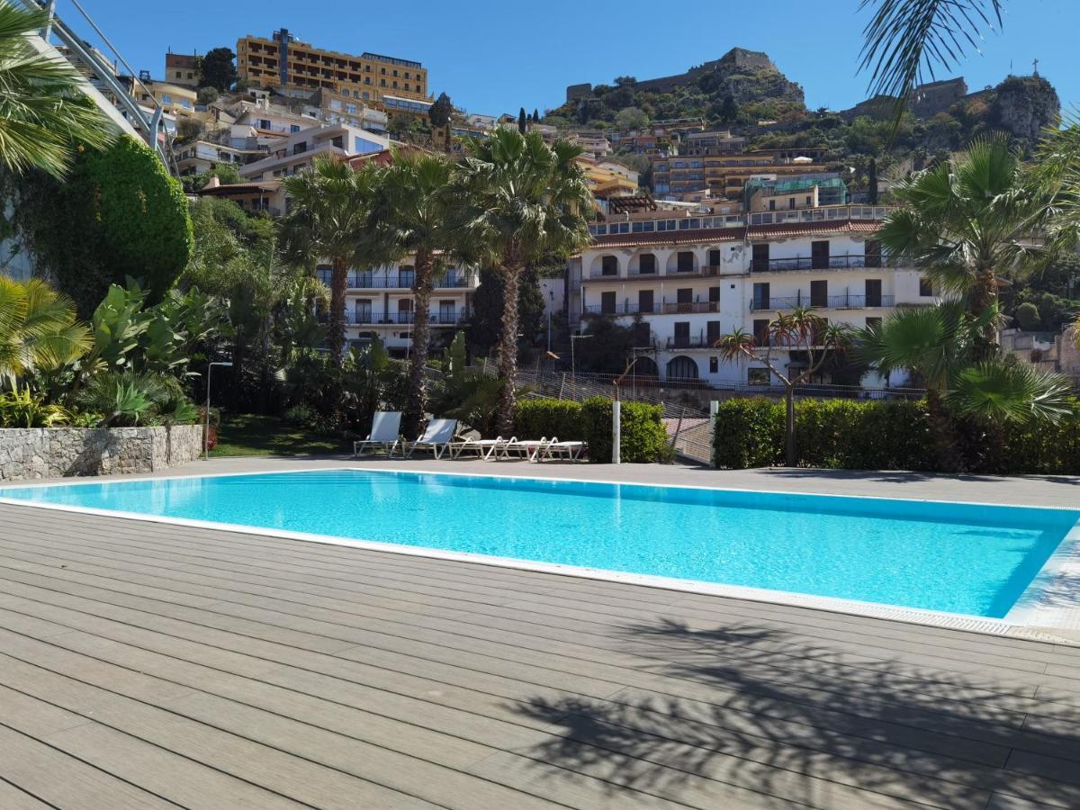 Сasa de vacaciones Lukos House In Center With Pool By Holidays *